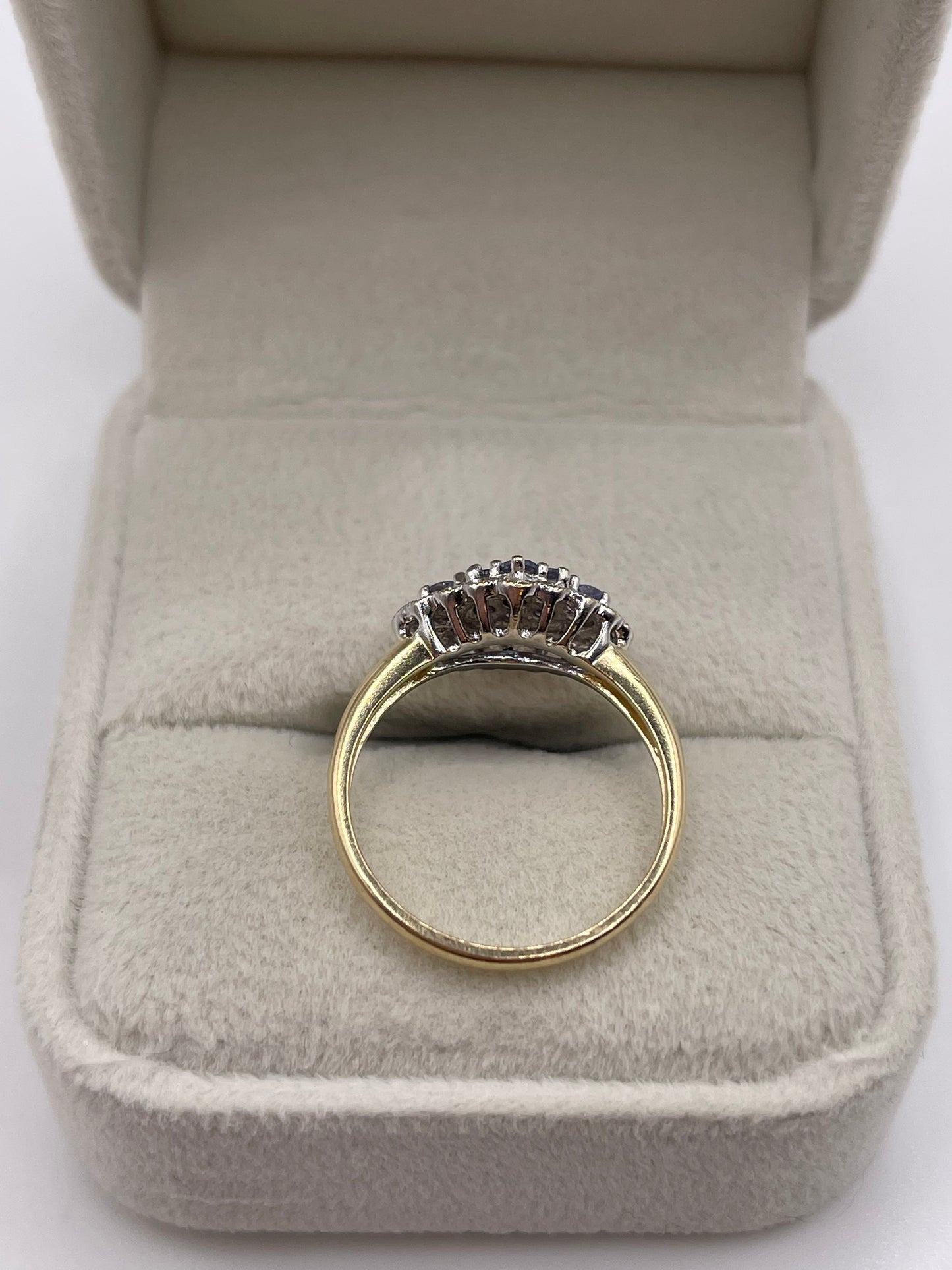 9ct gold tanzanite and diamond ring