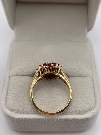 14ct gold ruby cluster ring