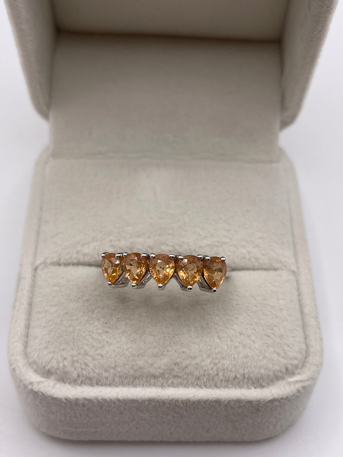 9ct white gold orange sapphire ring
