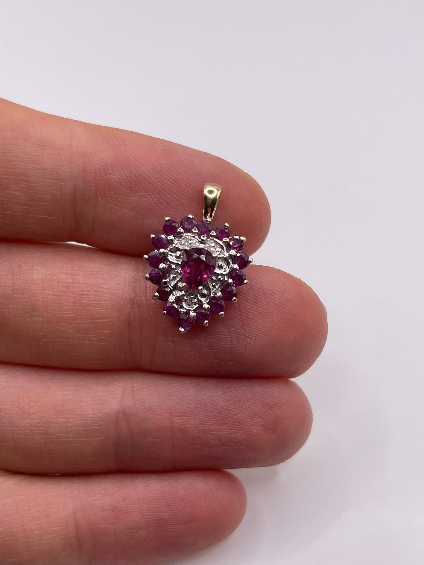 9ct gold ruby and diamond heart pendant