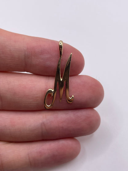 9ct gold initial M pendant