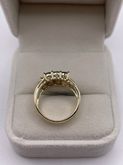 9ct gold sapphire ring