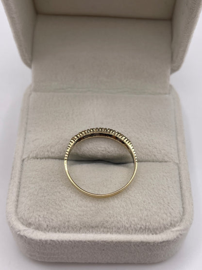 9ct gold sapphire ring