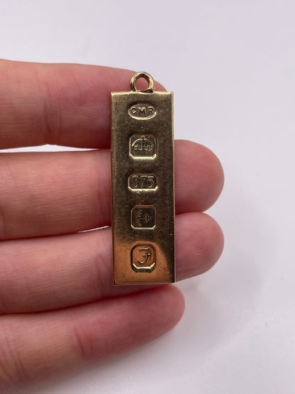 9ct gold ingot pendant