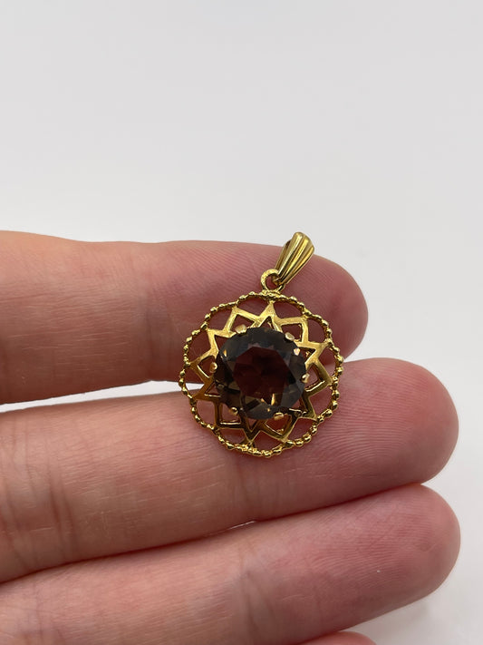 9ct gold Smokey quartz pendant