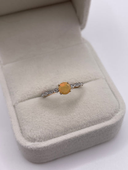 9ct gold opal and diamond ring