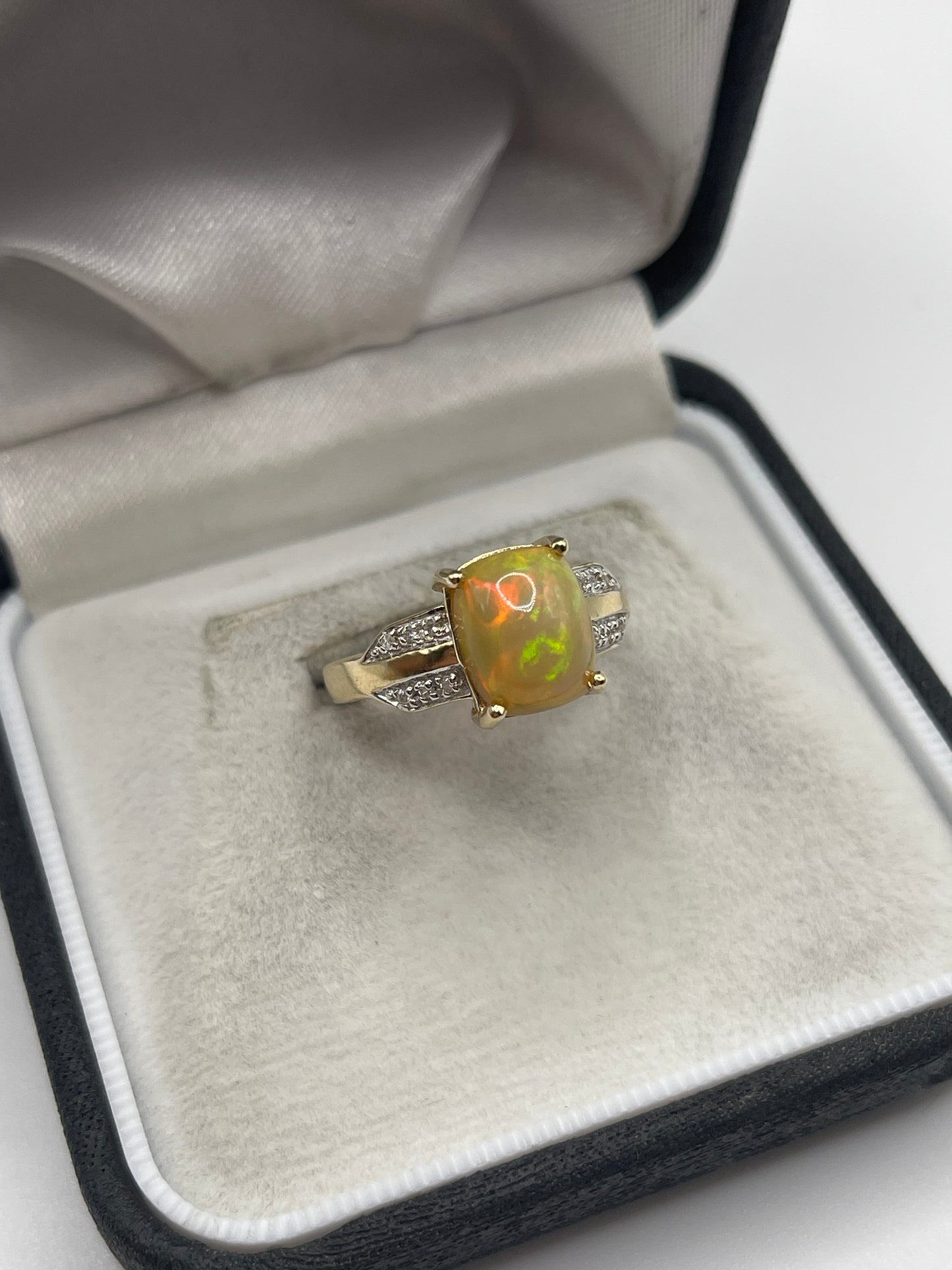 9ct gold opal and zircon ring