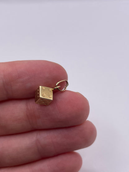 9ct gold dice charm