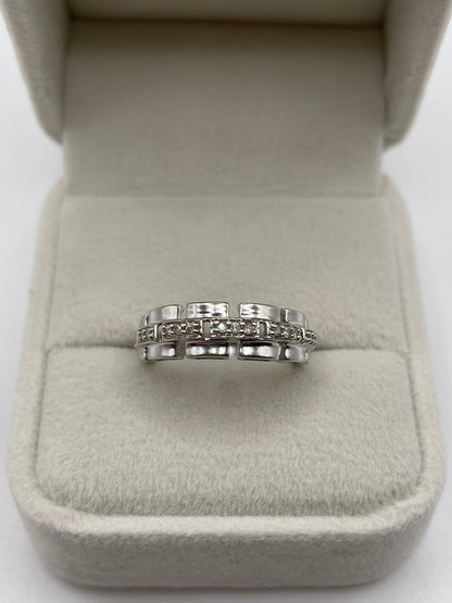 9ct white gold diamond ring