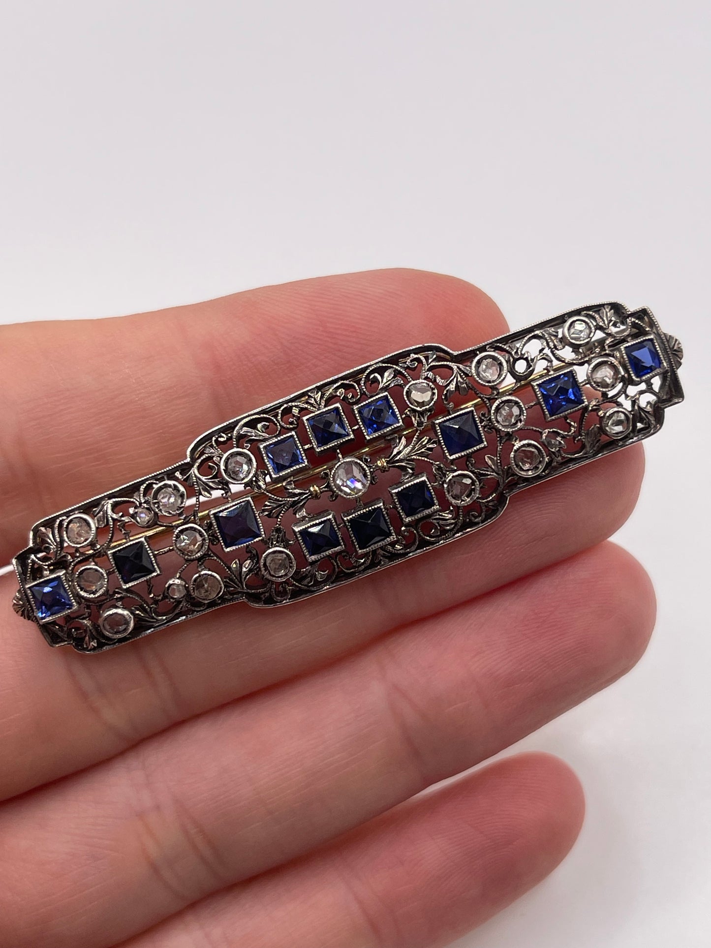 9ct gold synthetic sapphire and diamond brooch