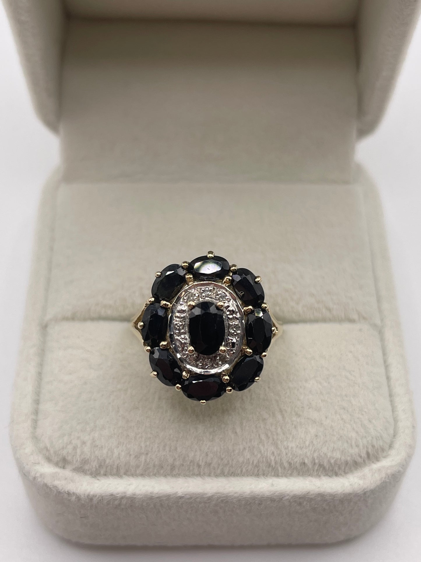 9ct gold sapphire and diamond ring