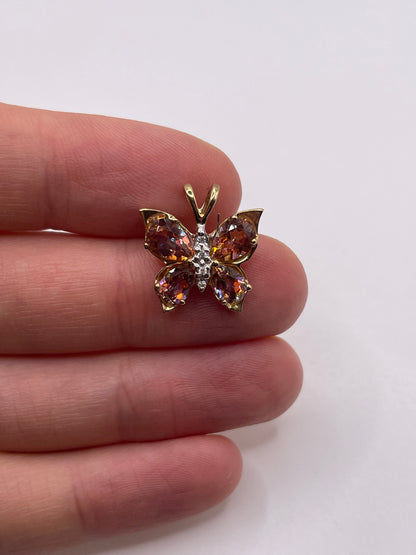 9ct gold topaz and cz butterfly pendant