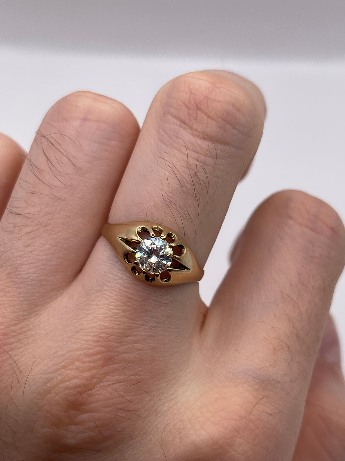 9ct gold cz gypsy ring