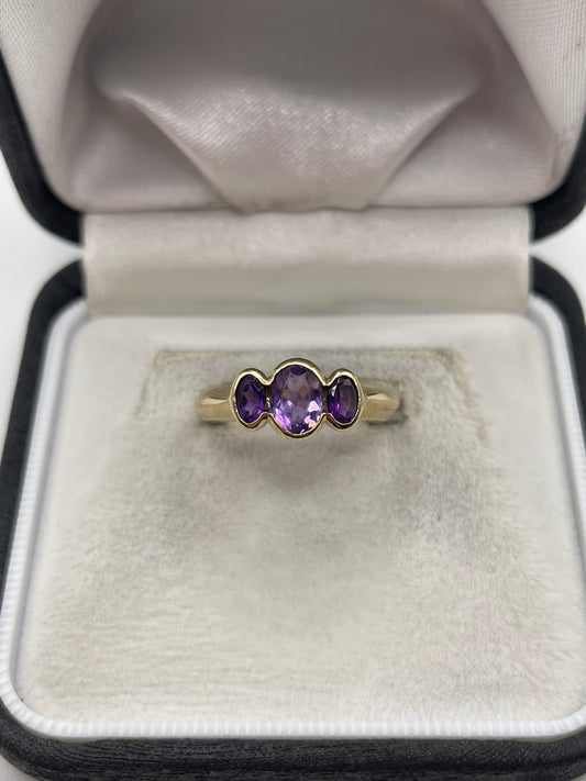 9ct gold amethyst ring