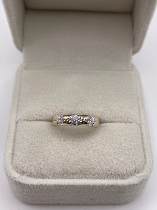 9ct gold cz gypsy ring