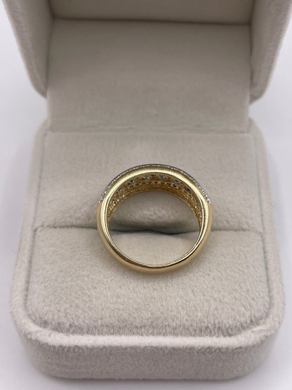 9ct gold topaz and diamond ring
