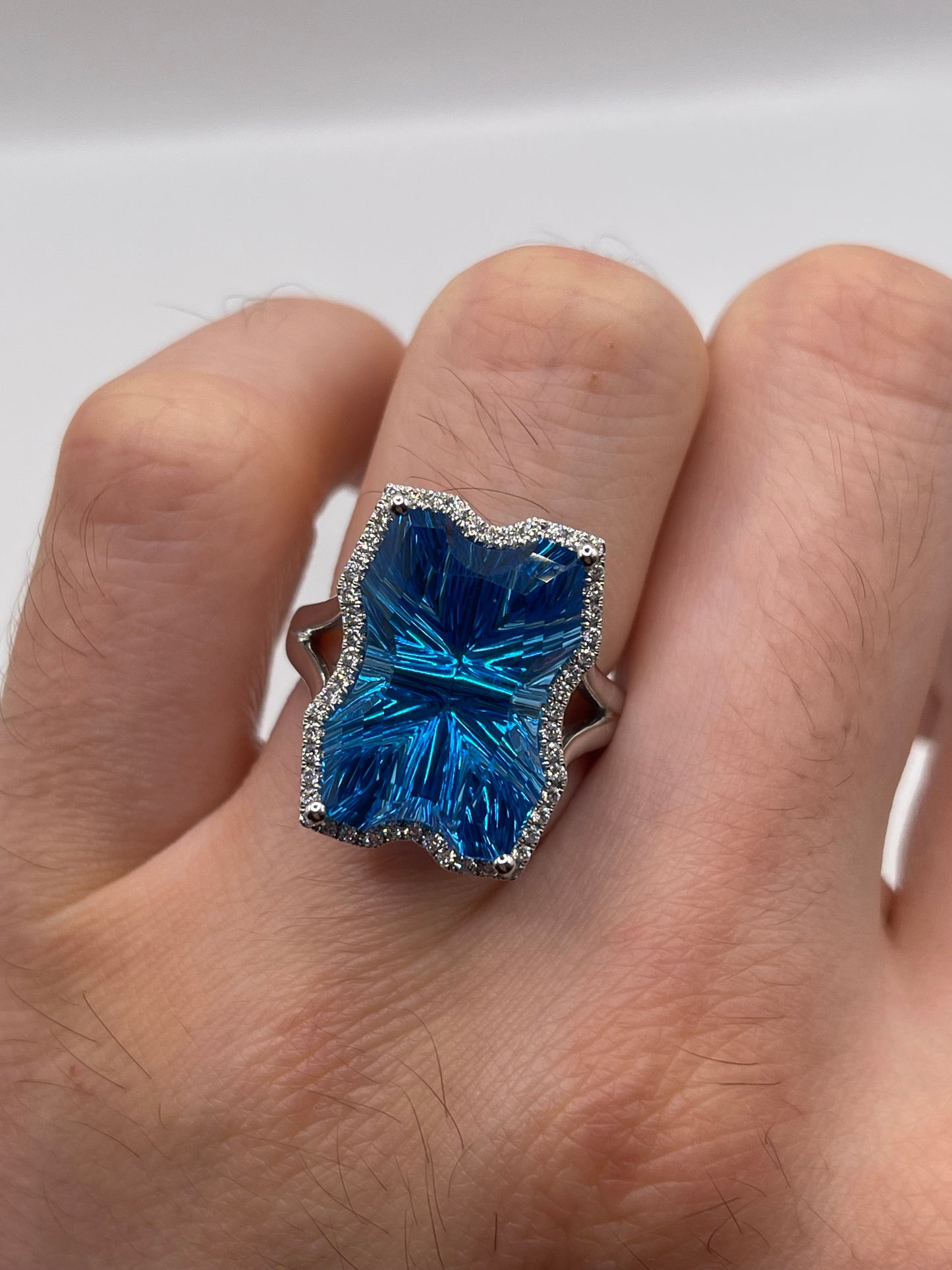 18ct white gold topaz and diamond ring