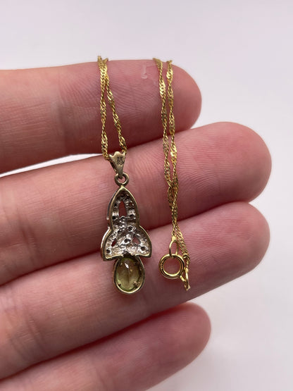 9ct gold peridot and diamond necklace
