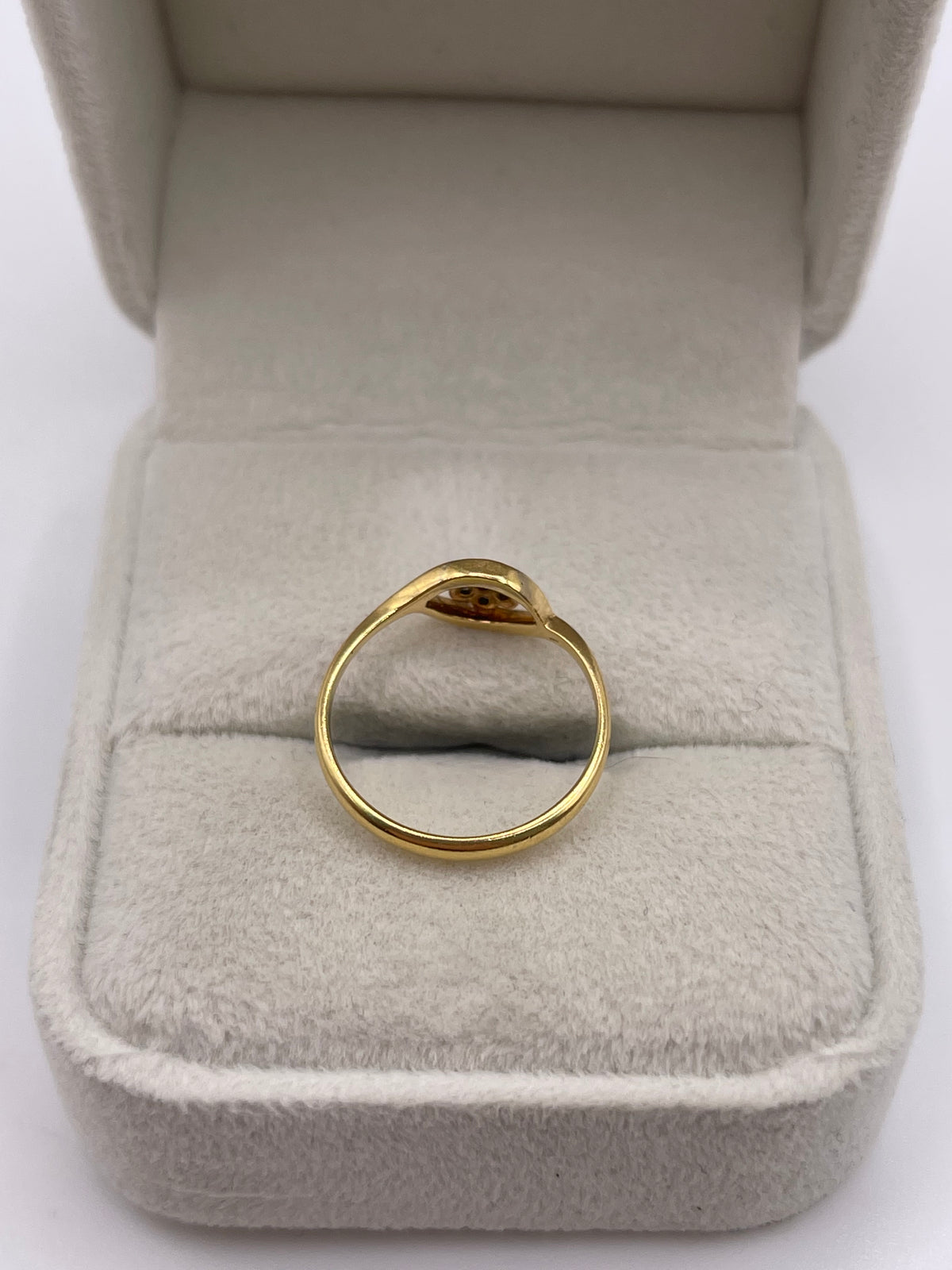 18ct gold platinum diamond ring