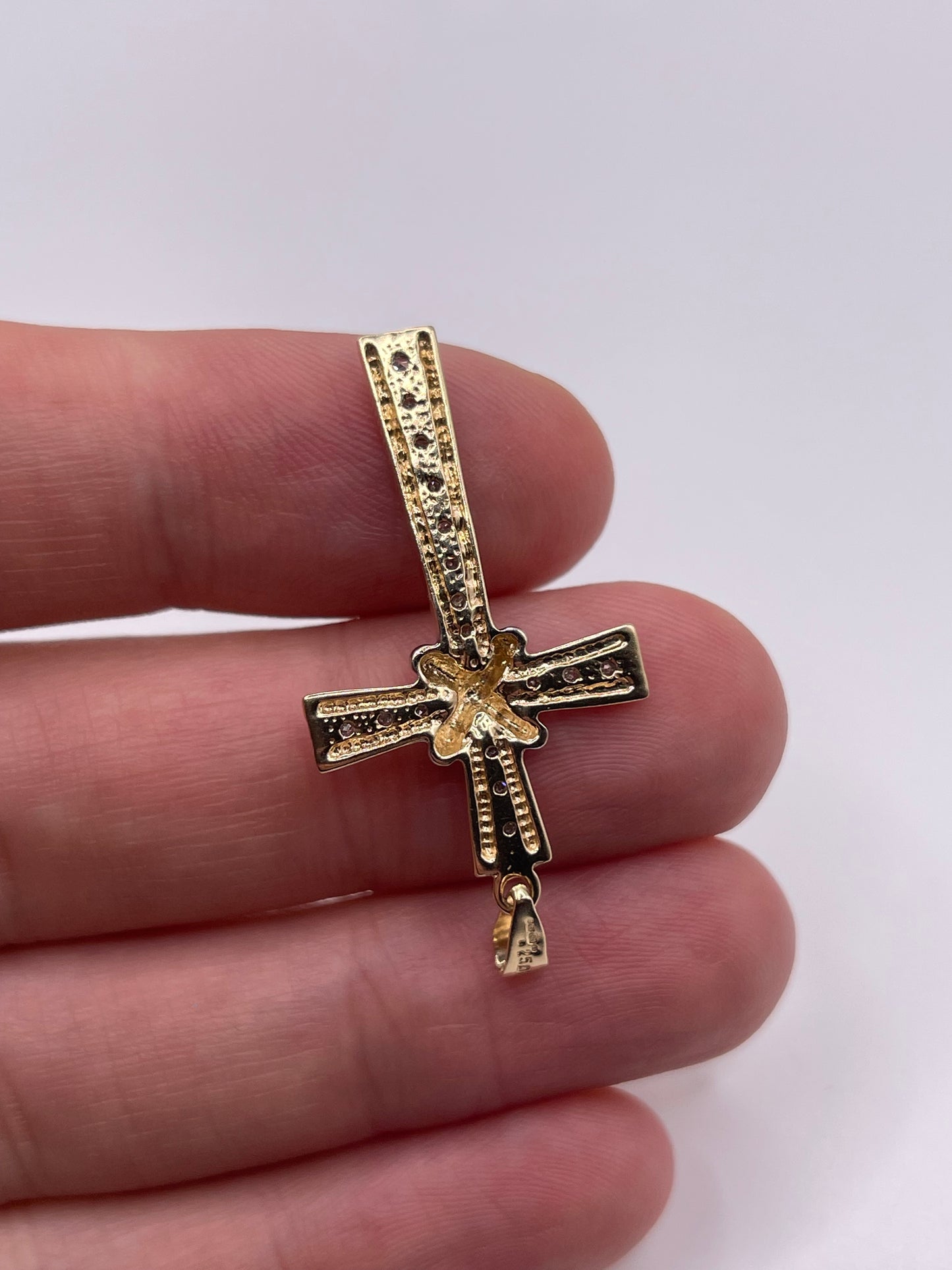 9ct gold diamond cross pendant