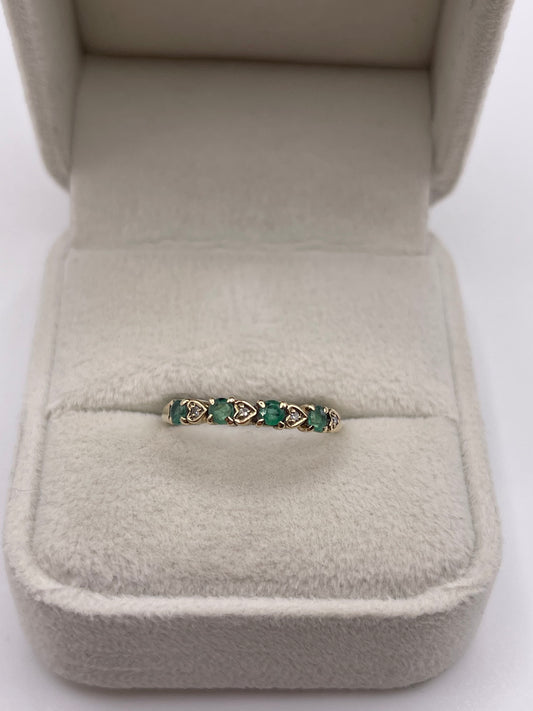 9ct gold emerald and diamond ring