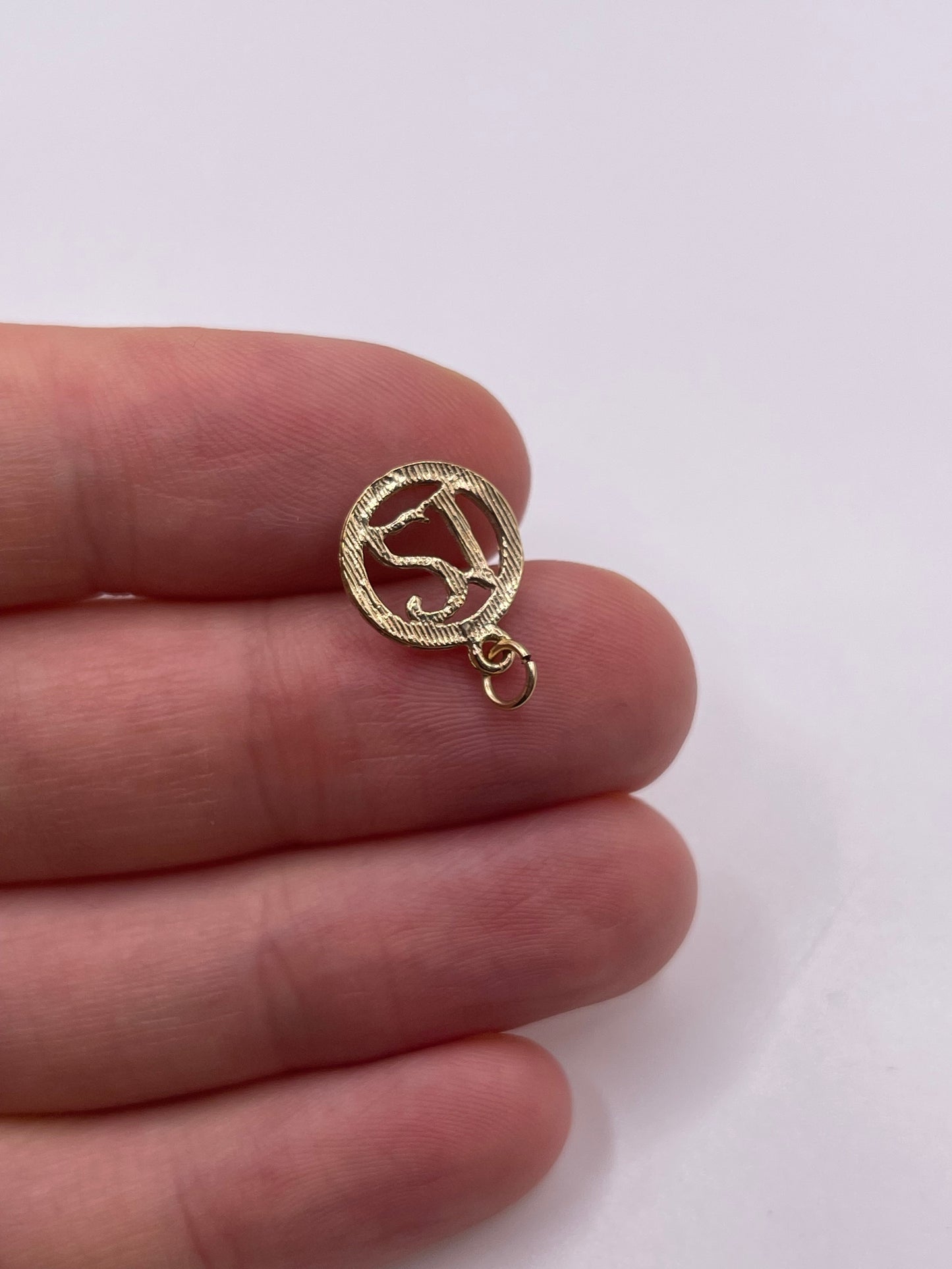 9ct gold 21 charm