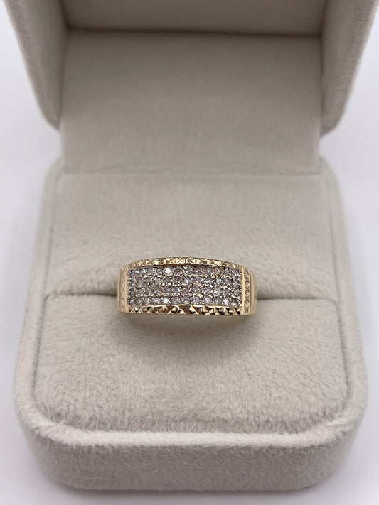 9ct gold diamond cluster ring