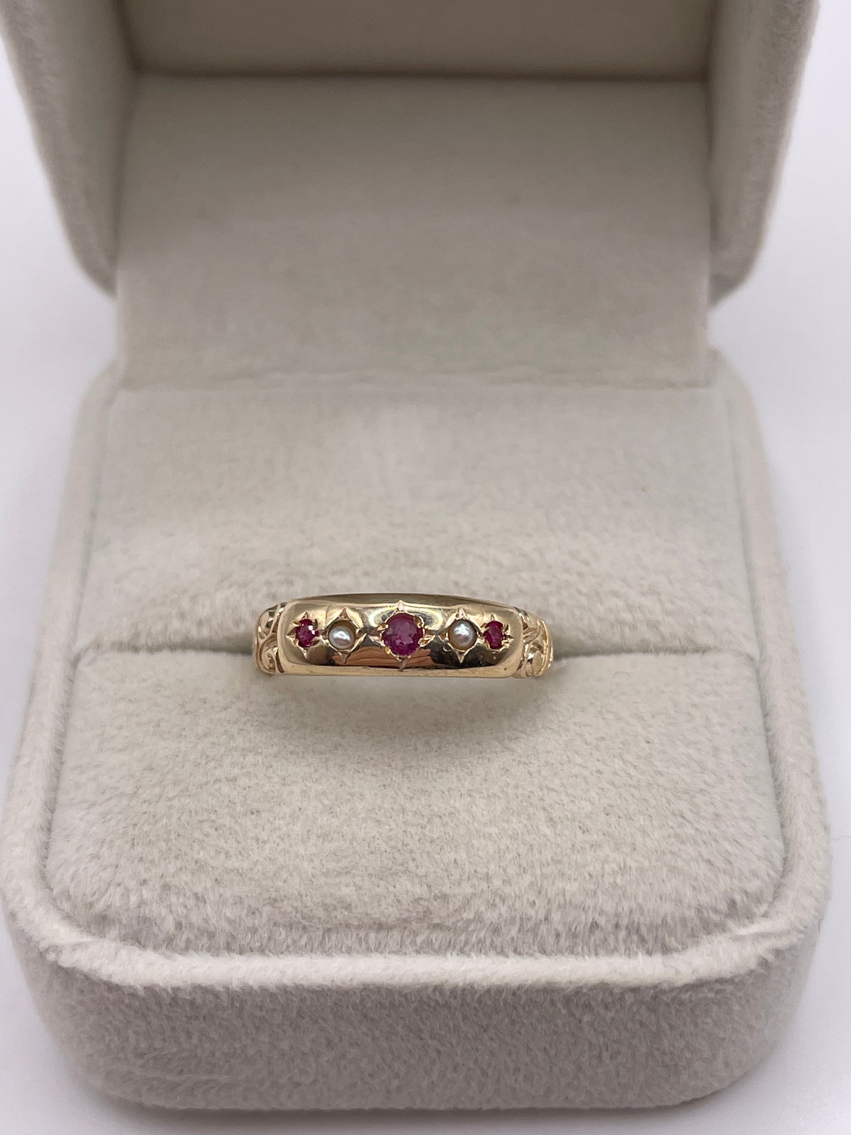 9ct gold ruby and pearl gypsy ring