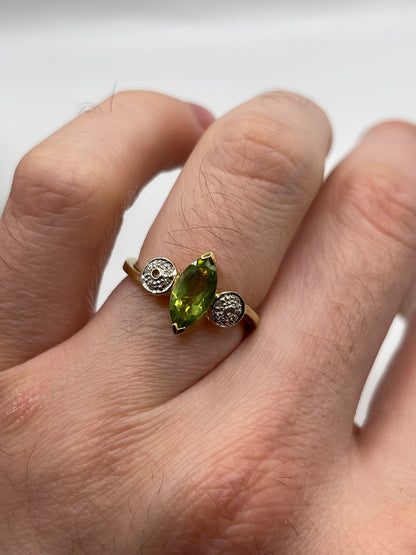 9ct gold quartz and diamond ring