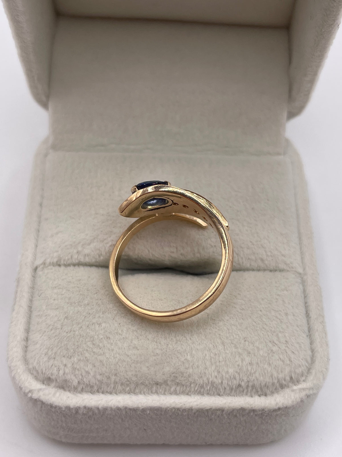 14ct rose gold sapphire and diamond ring