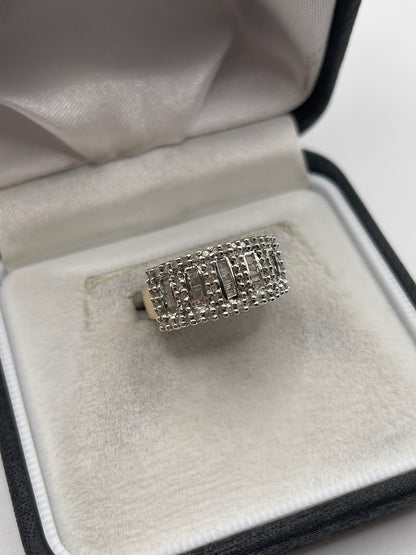 9ct gold diamond cluster ring