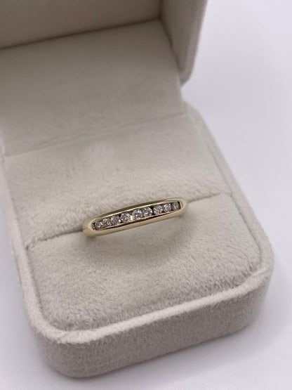 9ct gold diamond ring