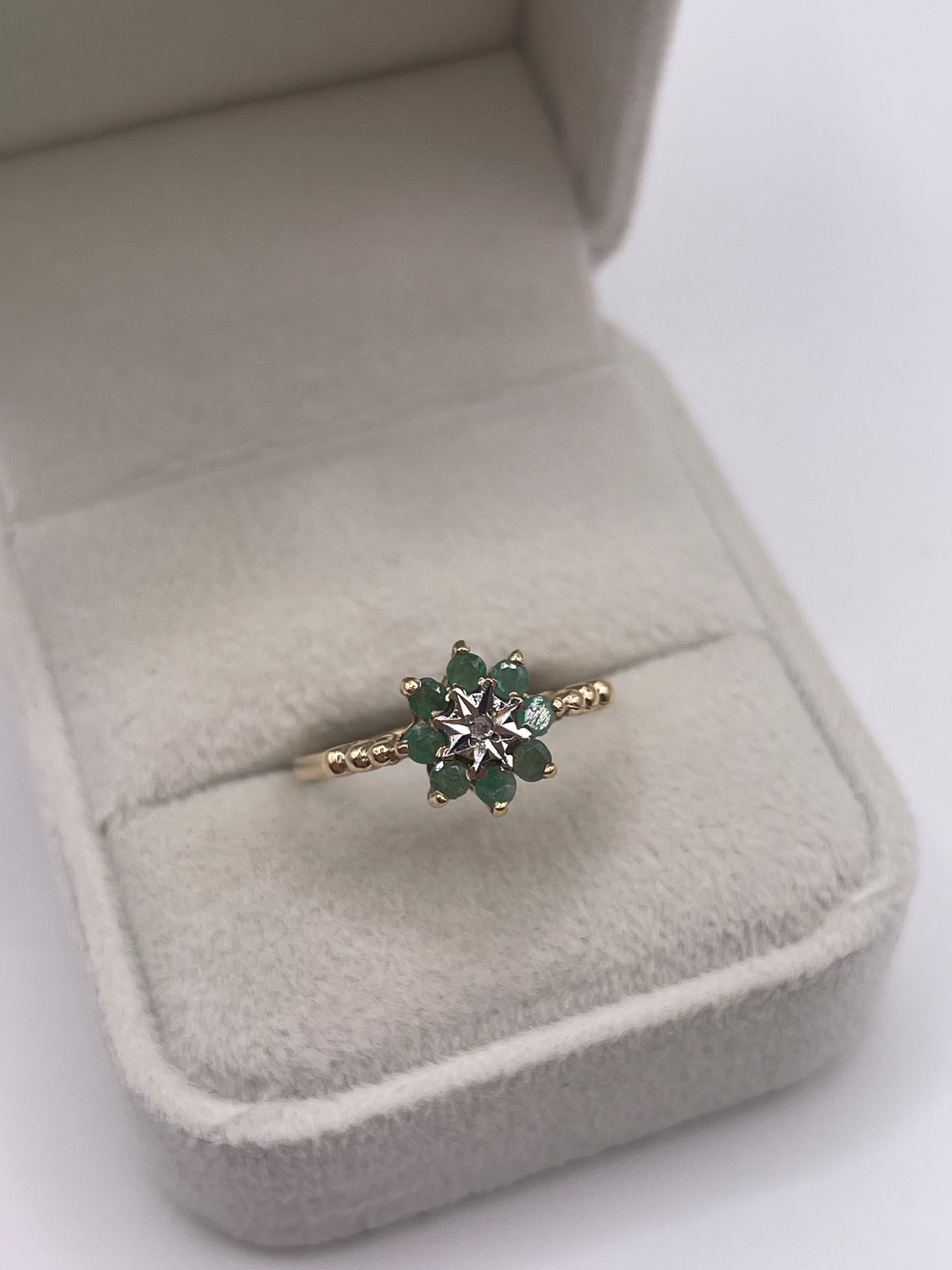 9ct gold emerald and diamond ring