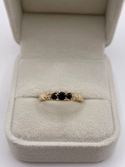 9ct gold sapphire ring