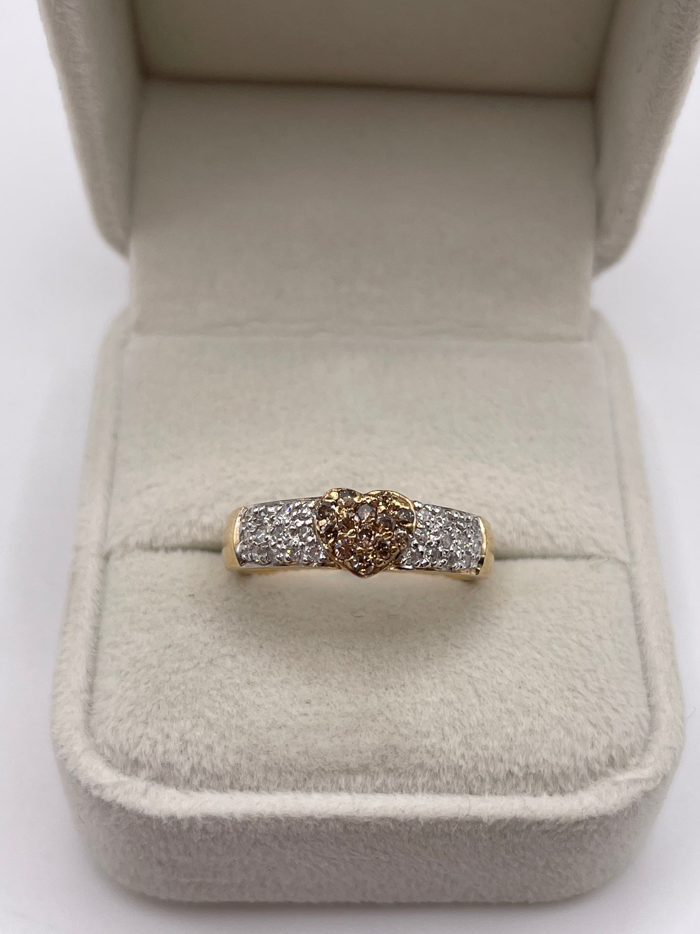 9ct gold diamond cluster ring