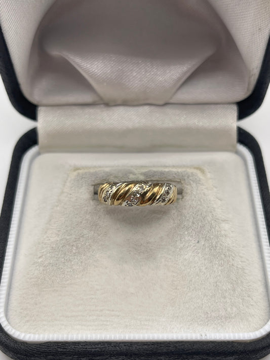 9ct gold diamond ring