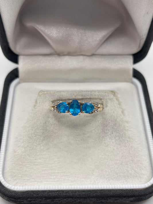 9ct gold blue apatite and zircon ring