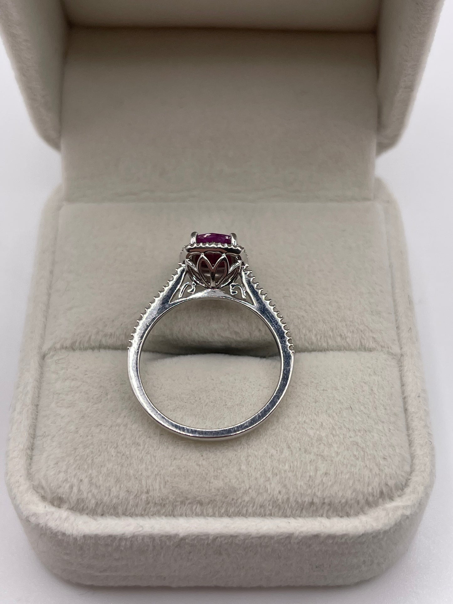 9ct white gold ruby and diamond ring