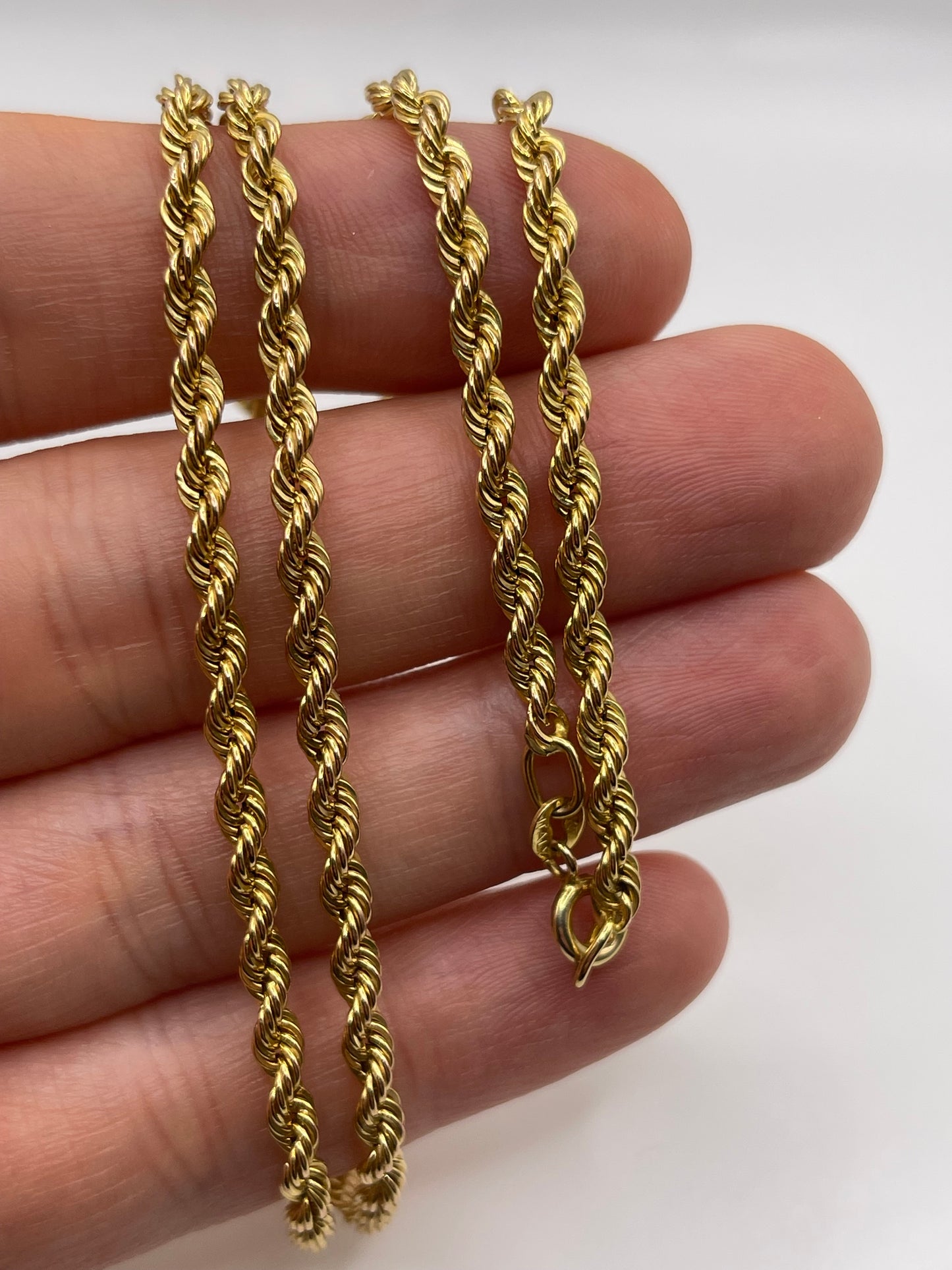 9ct gold chain 483