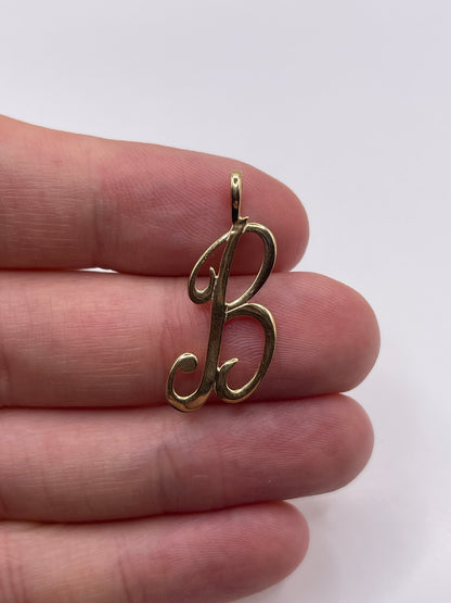 9ct gold initial B pendant