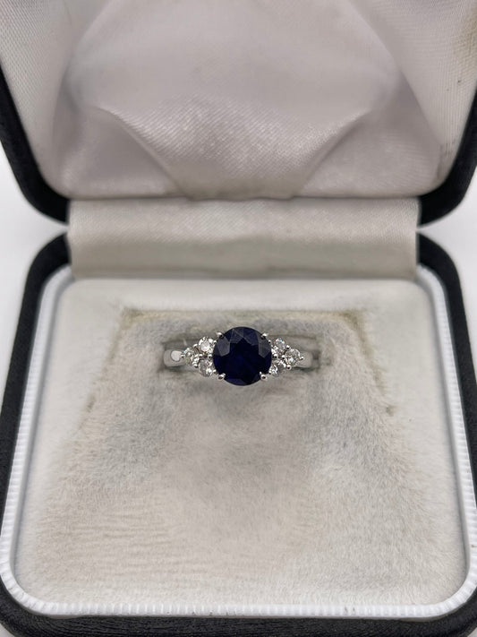 9ct white gold sapphire and diamond ring