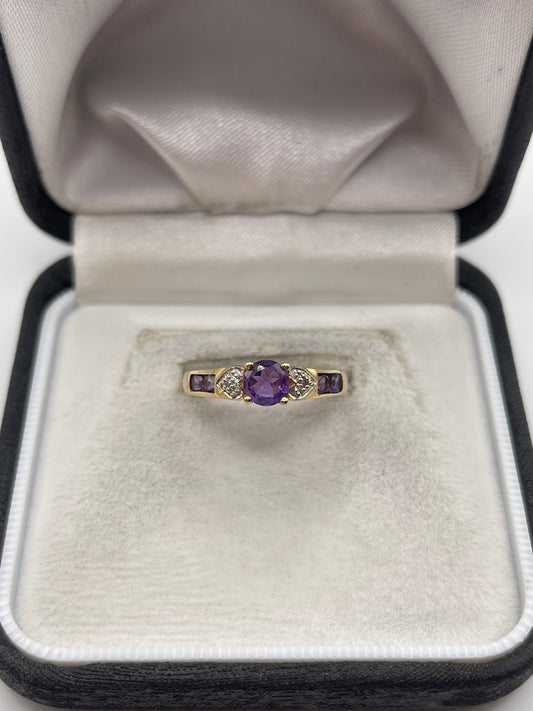 9ct gold amethyst and diamond ring