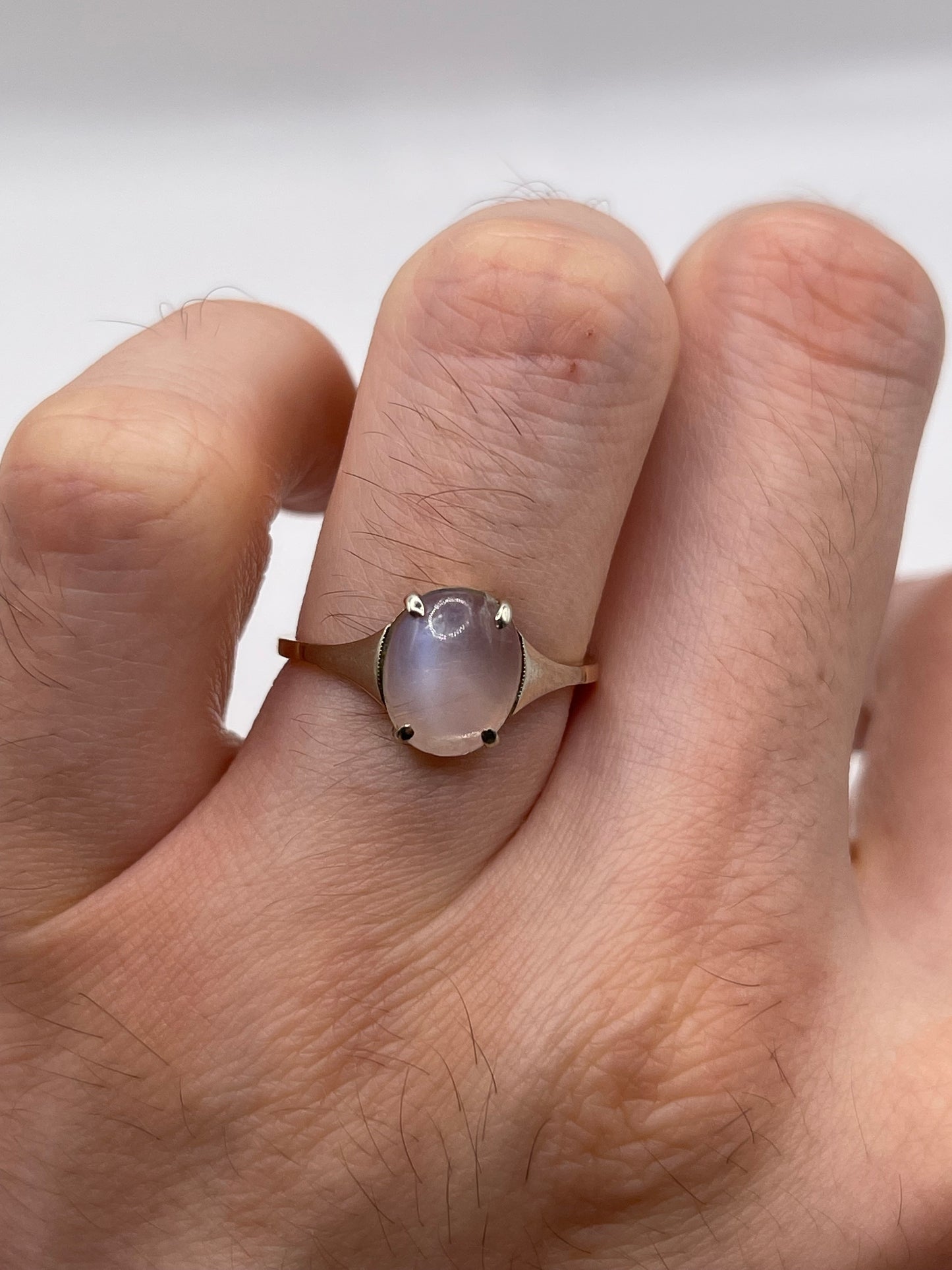 9ct gold moonstone ring