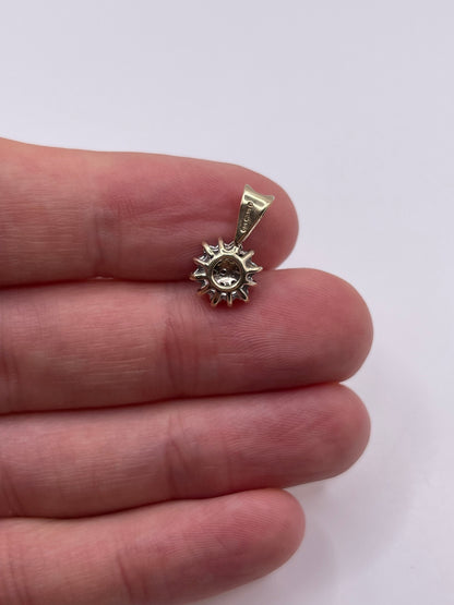 9ct gold diamond cluster pendant