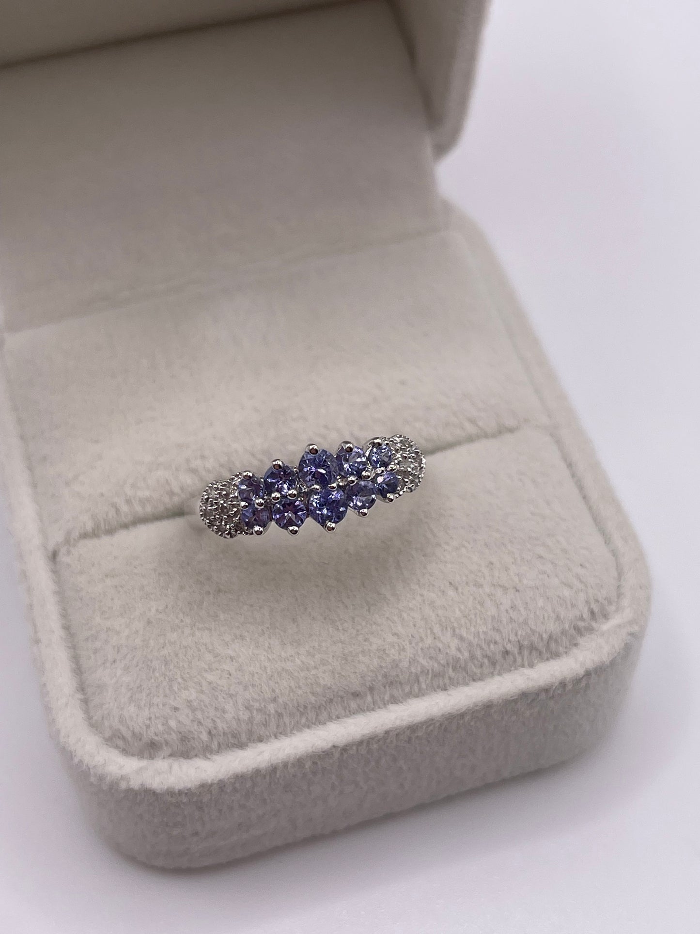 9ct white gold tanzanite and diamond ring