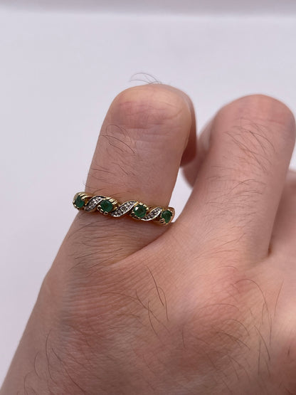 9ct gold emerald and diamond ring