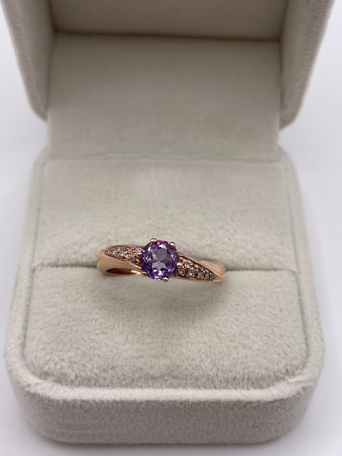 9ct rose gold amethyst and diamond ring
