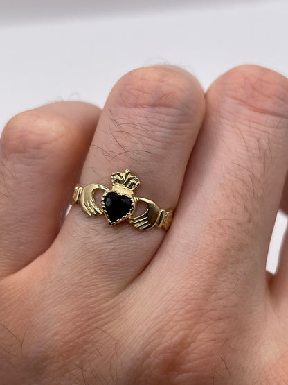 9ct gold sapphire claddagh ring