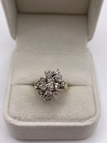 9ct gold diamond clusyer ring