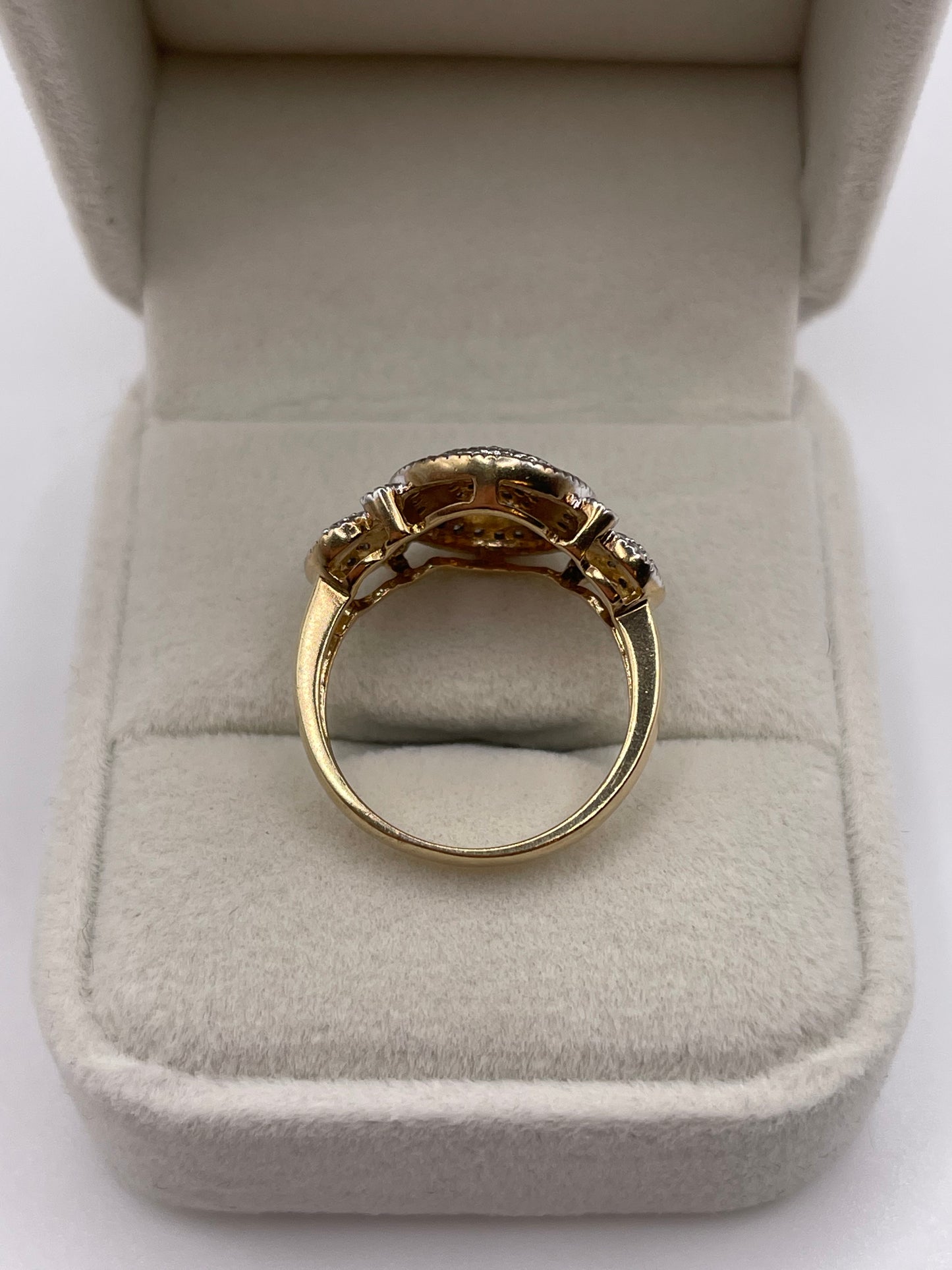 9ct gold diamond cluster ring